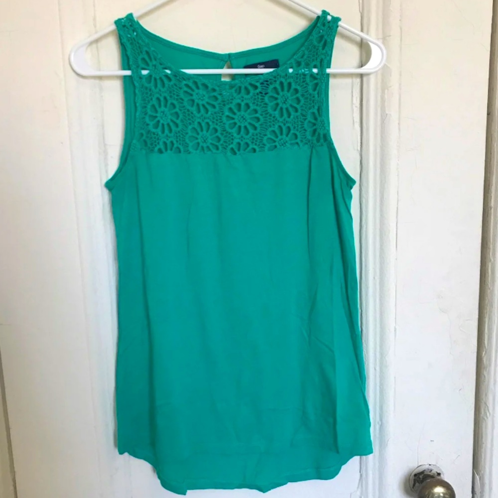 (3/$10) GAP Summery Green Tank Top